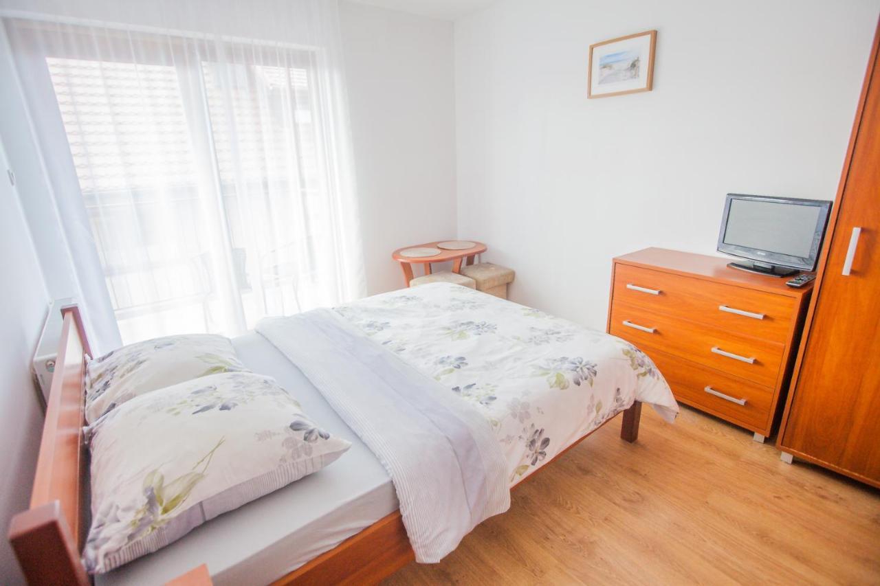 Guest house Zolta Chata Wladyslawowo