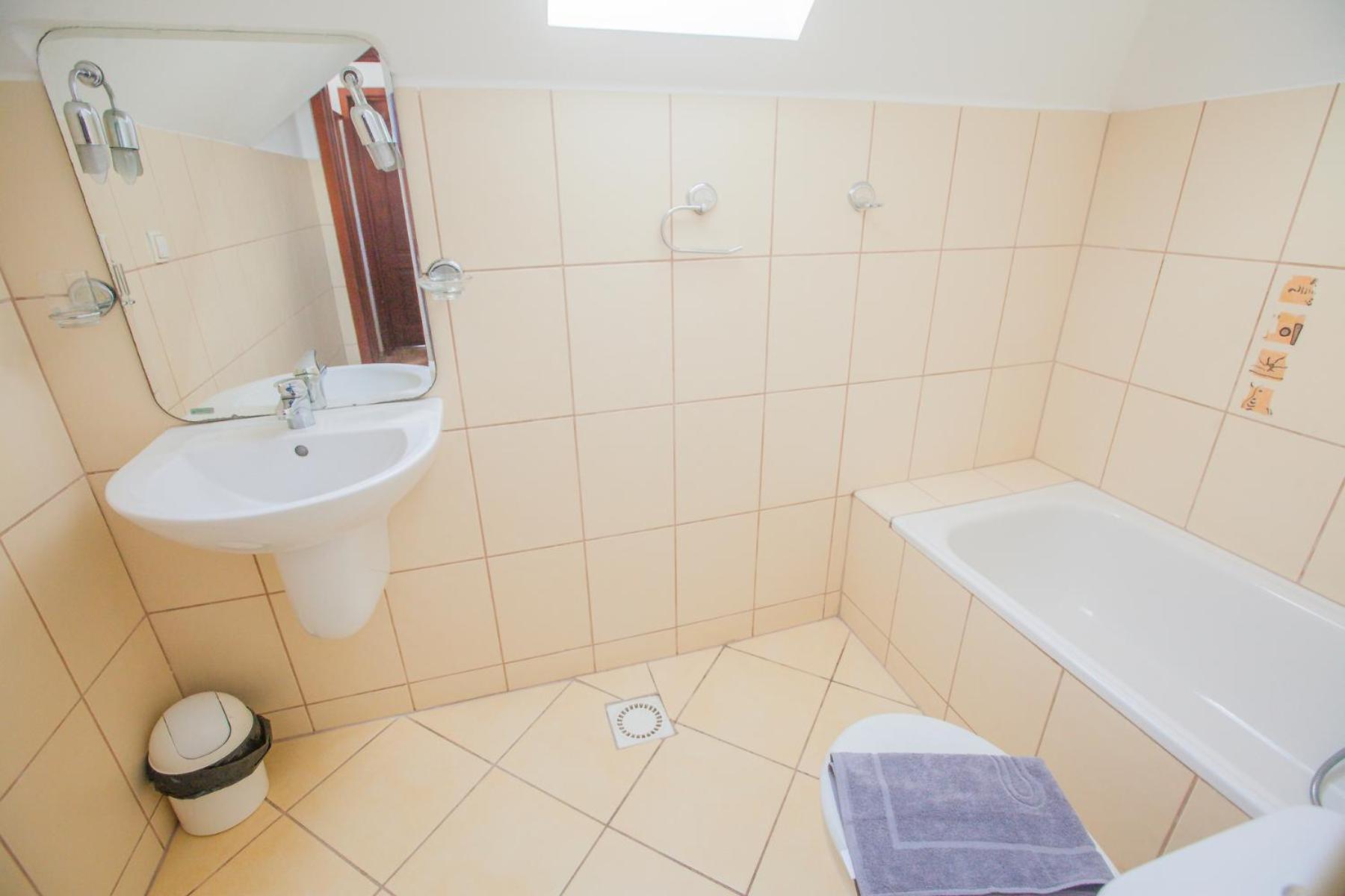 Zolta Chata Guest house *